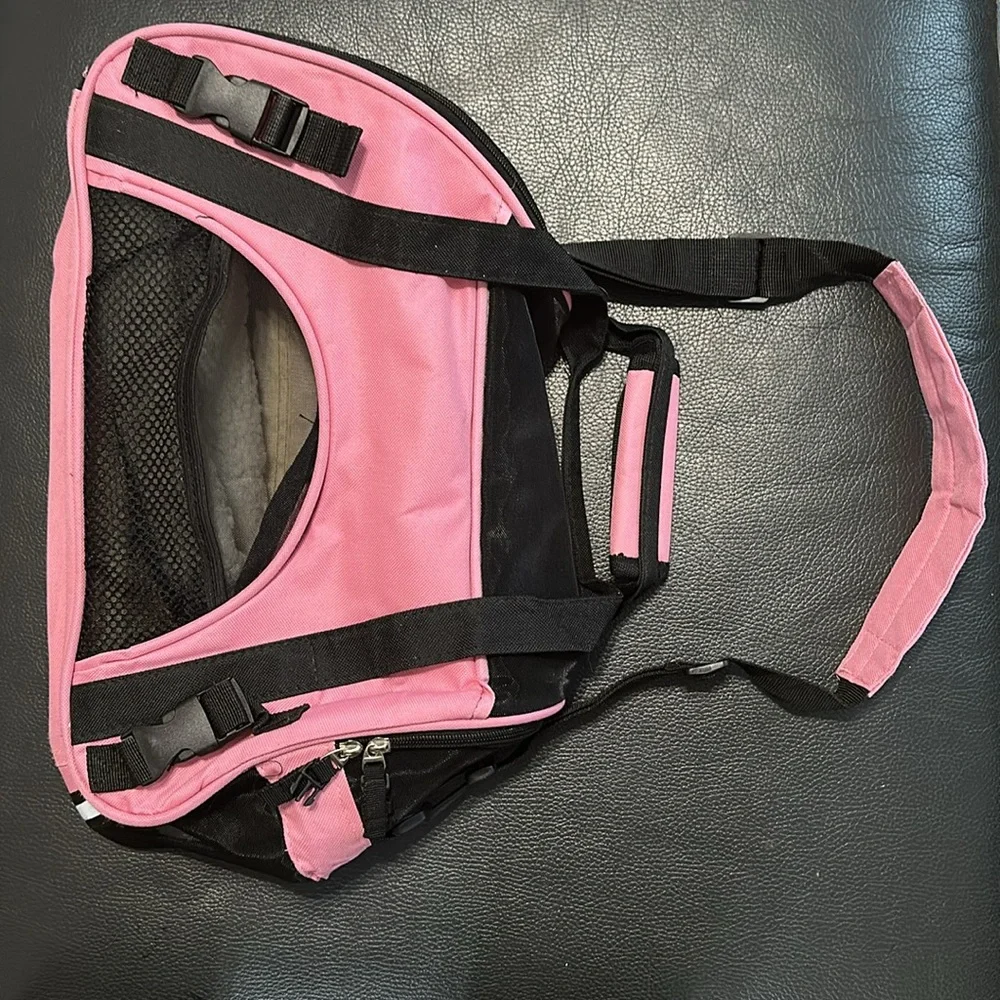Small animal carrier case